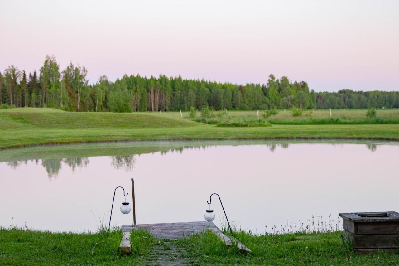 Ponka Guesthouse Jõesuu Esterno foto